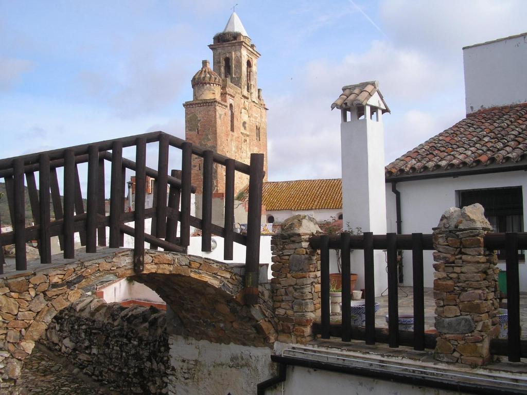 Alanís Casa Rural Y Restaurante Casa Adrianoゲストハウス エクステリア 写真